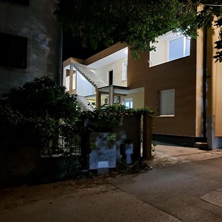 Apartmant Sofranac บุดวา ภายนอก รูปภาพ